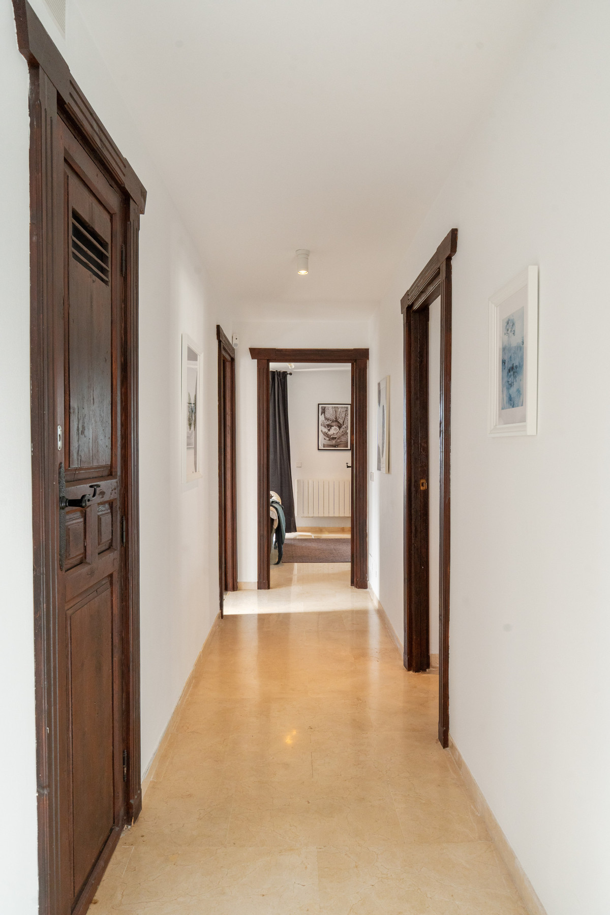6 Bed Townhouse for sale in Sierrezuela Costa Del Sol, Málaga, Spain