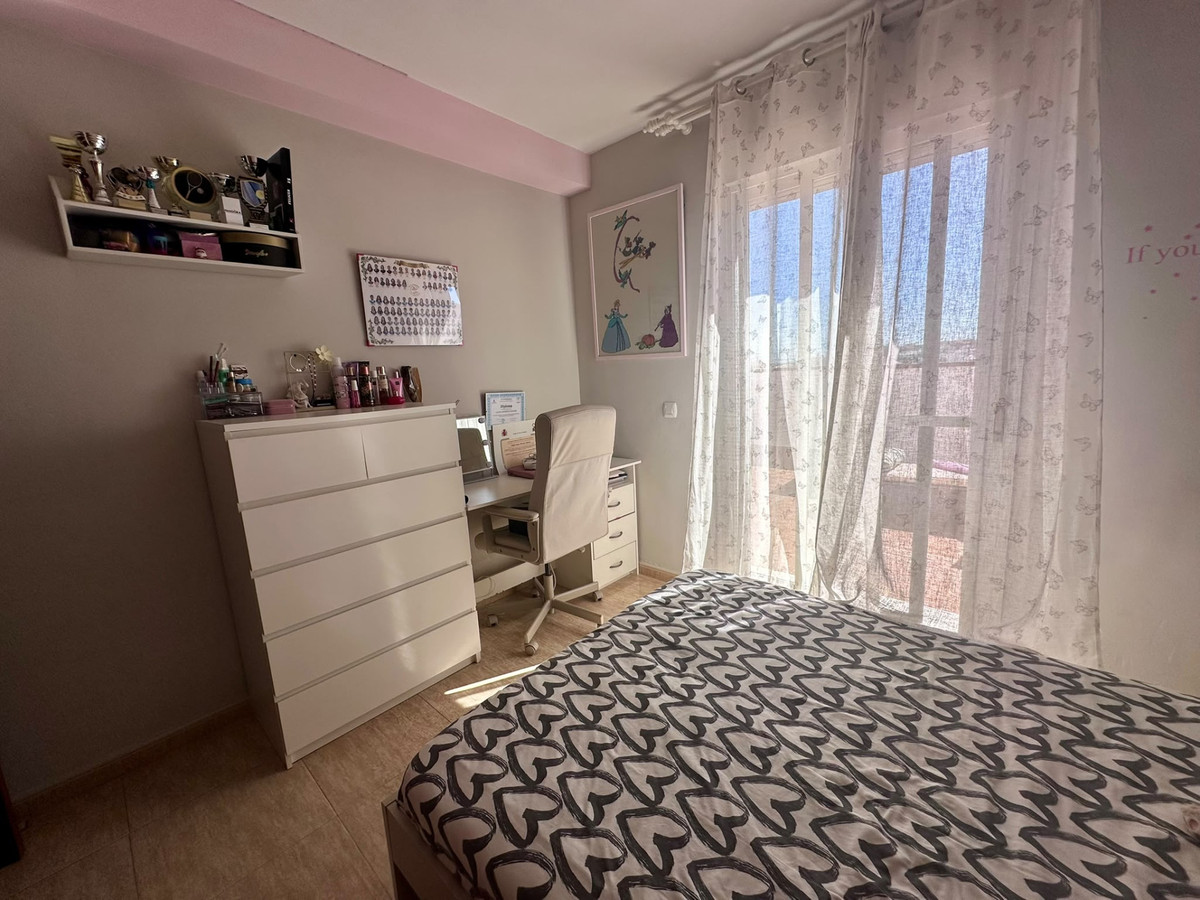 3 Bed Apartment for sale in San Pedro De Alcántara Costa Del Sol, Málaga, Spain