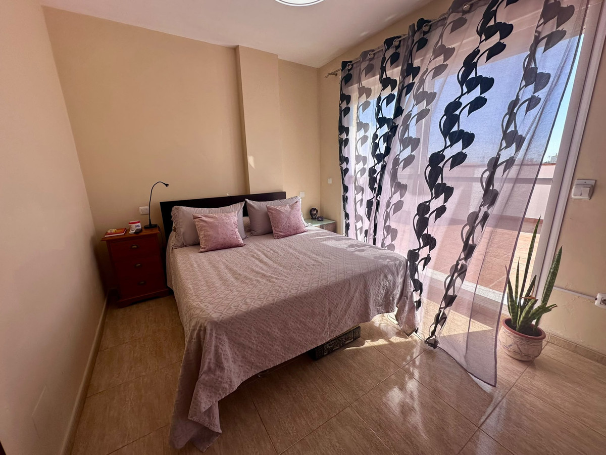 3 Bed Apartment for sale in San Pedro De Alcántara Costa Del Sol, Málaga, Spain