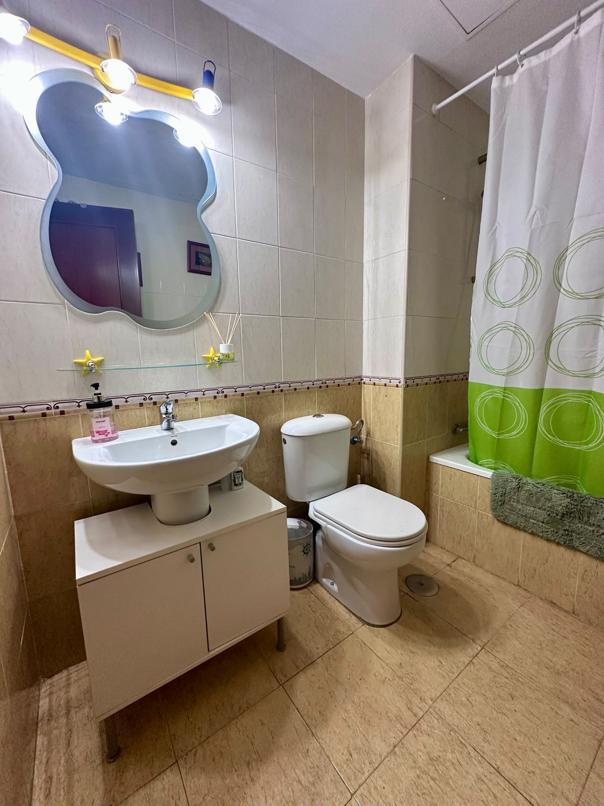 3 Bed Apartment for sale in San Pedro De Alcántara Costa Del Sol, Málaga, Spain