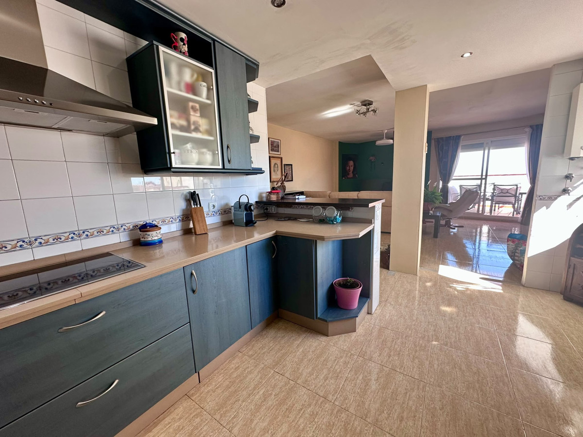 3 Bed Apartment for sale in San Pedro De Alcántara Costa Del Sol, Málaga, Spain