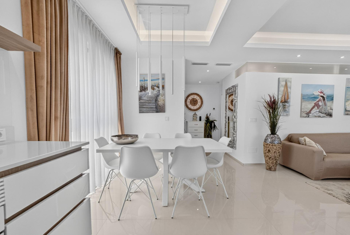 2 Bed Apartment for sale in Rojales Costa Blanca, Alicante, Spain