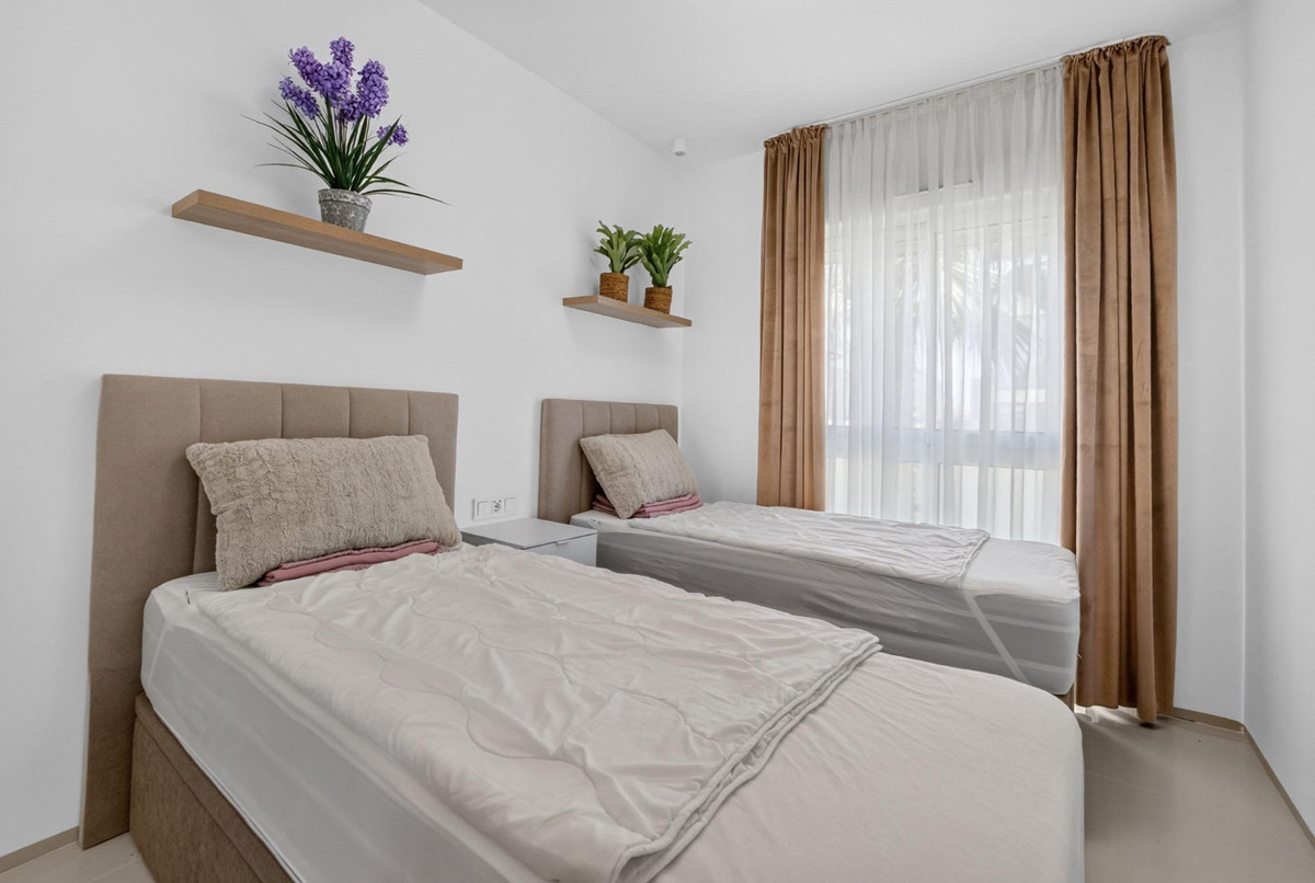 2 Bed Apartment for sale in Rojales Costa Blanca, Alicante, Spain
