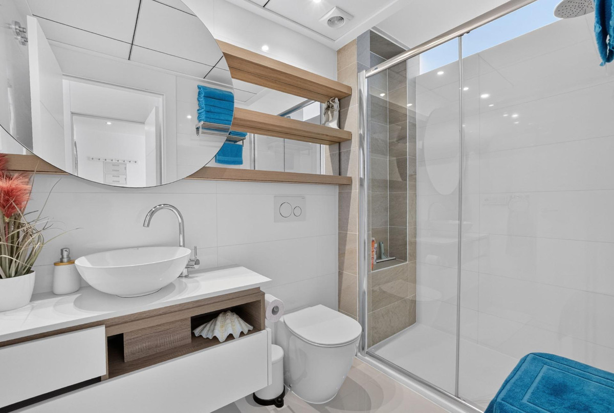 2 Bed Apartment for sale in Rojales Costa Blanca, Alicante, Spain