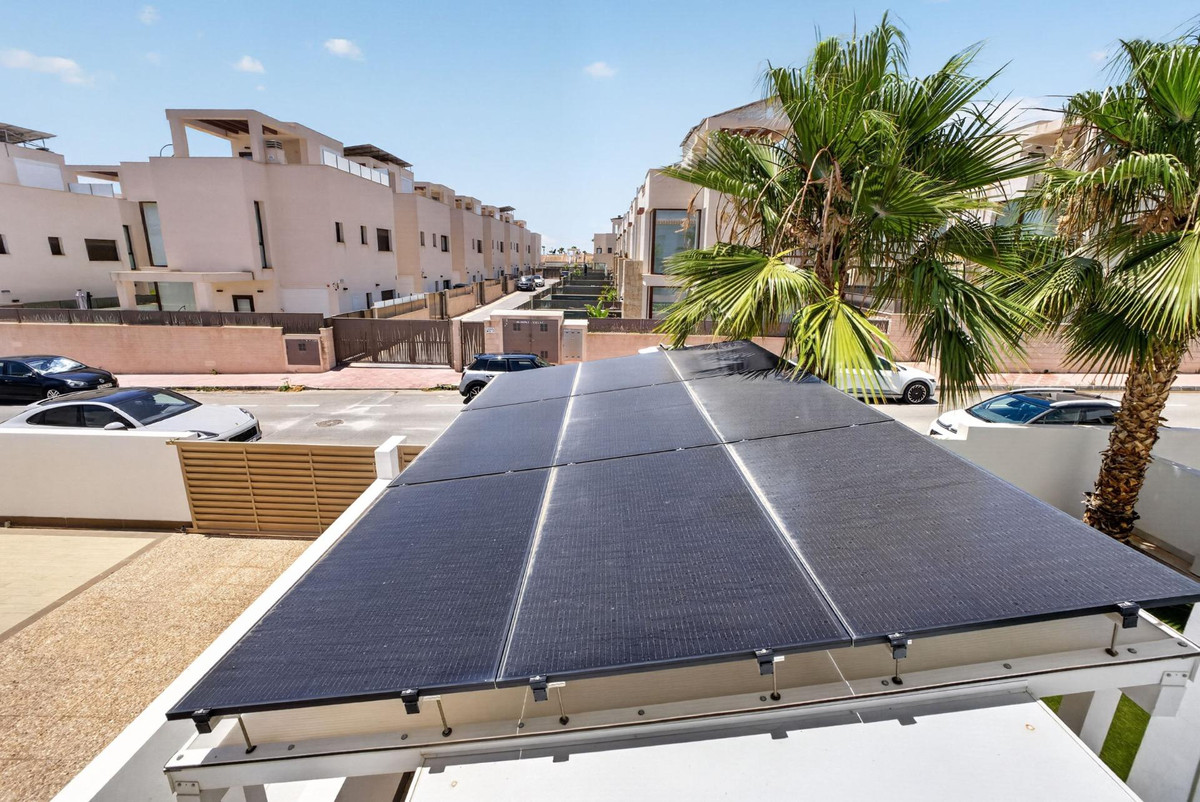 2 Bed Apartment for sale in Rojales Costa Blanca, Alicante, Spain