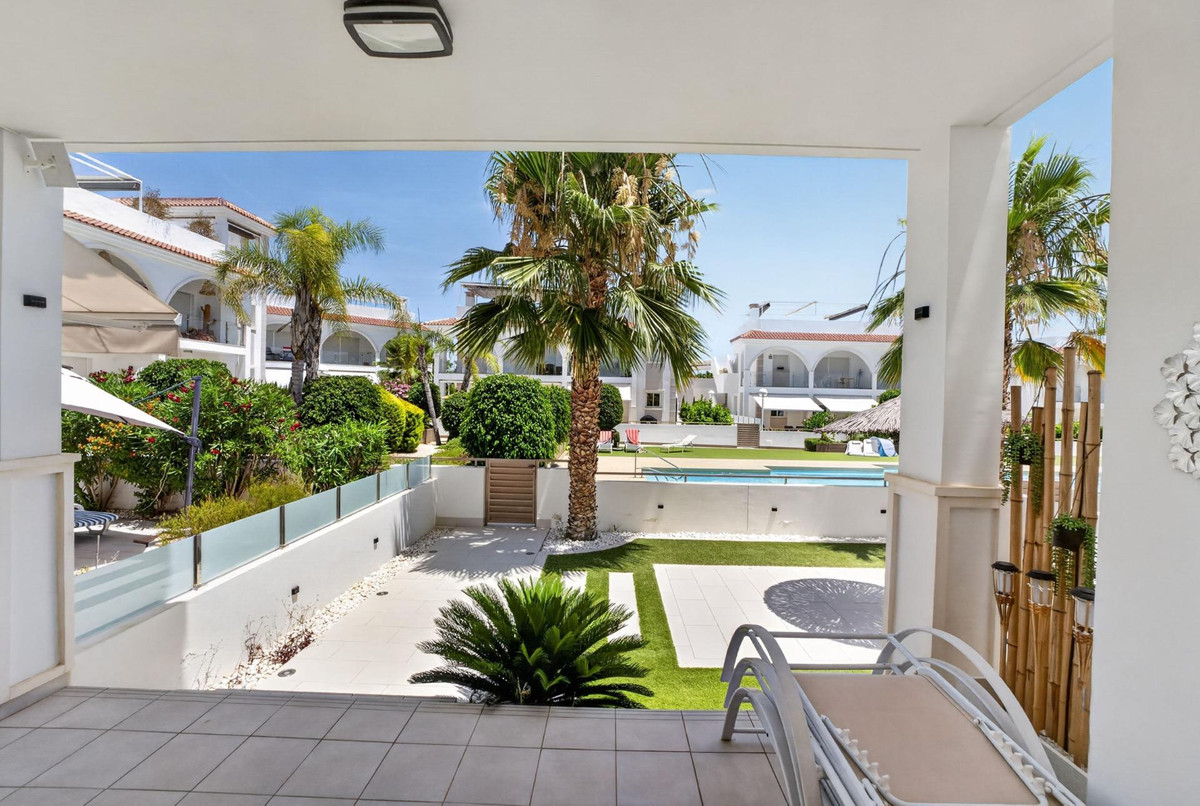 2 Bed Apartment for sale in Rojales Costa Blanca, Alicante, Spain