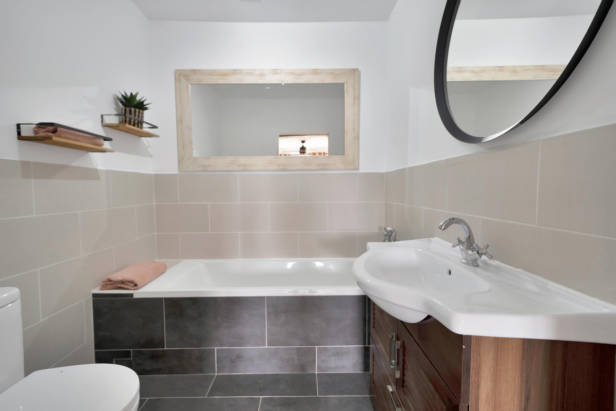 3 Bed Townhouse for sale in Estepona Costa Del Sol, Málaga, Spain