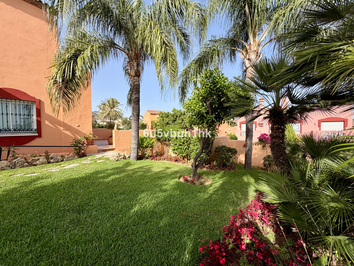 7 Bed Townhouse for sale in Marbella Costa Del Sol, Málaga, Spain