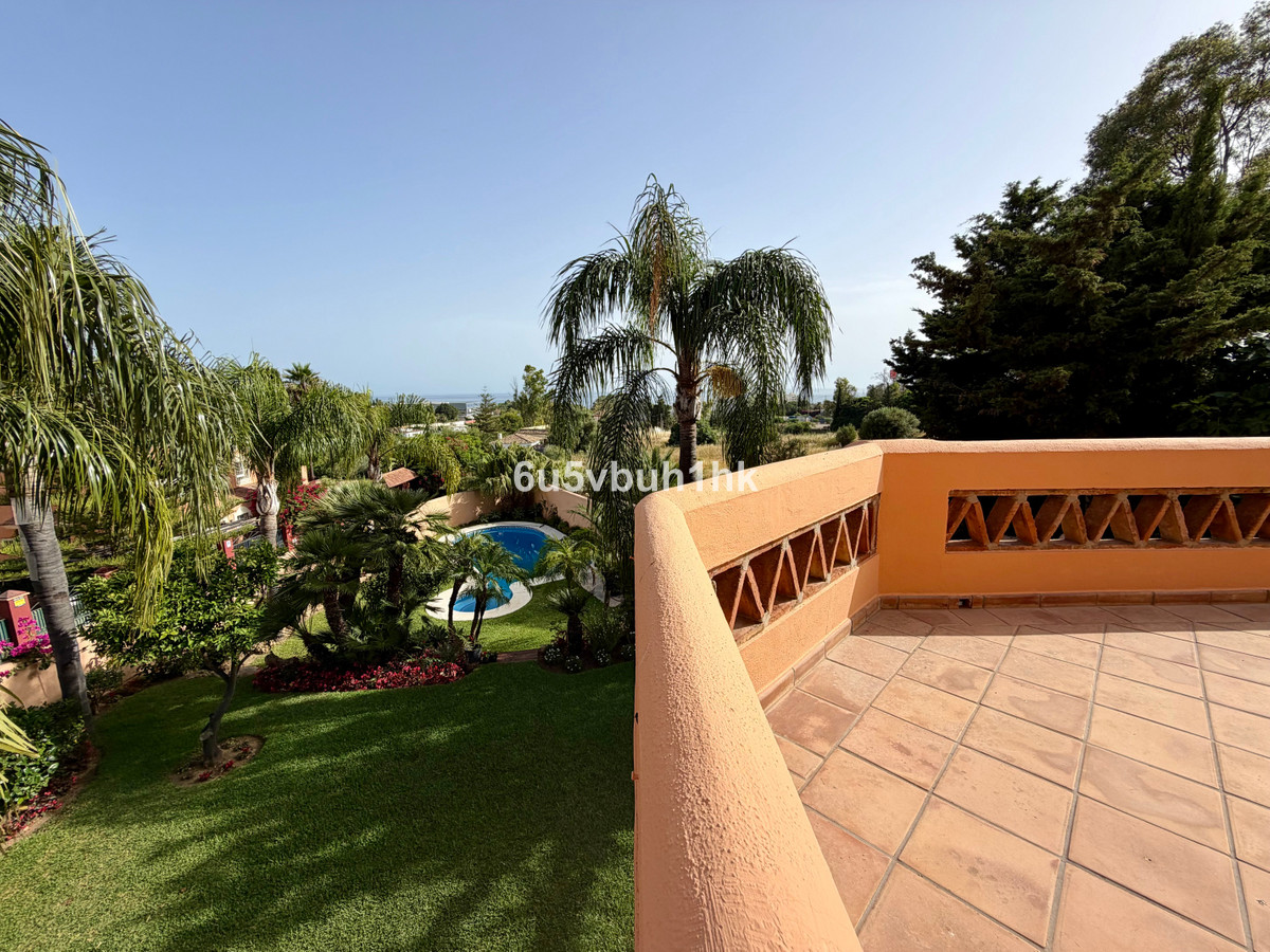 7 Bed Townhouse for sale in Marbella Costa Del Sol, Málaga, Spain