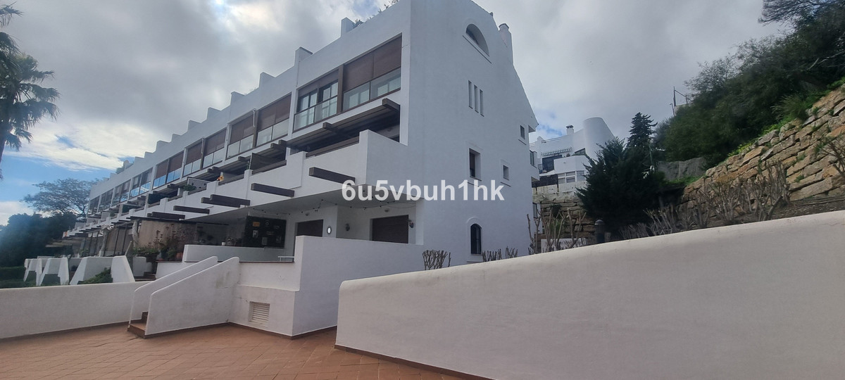2 Bed Apartment for sale in Mijas Costa Costa Del Sol, Málaga, Spain