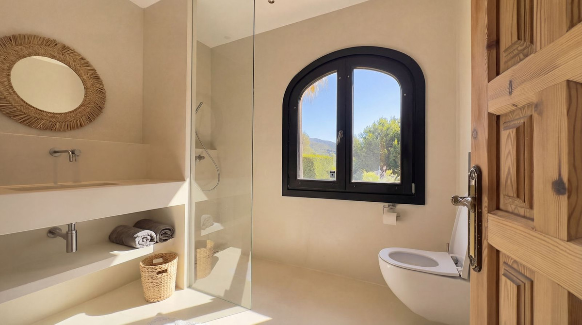 5 Bed Townhouse for sale in Alhaurín El Grande Costa Del Sol, Málaga, Spain