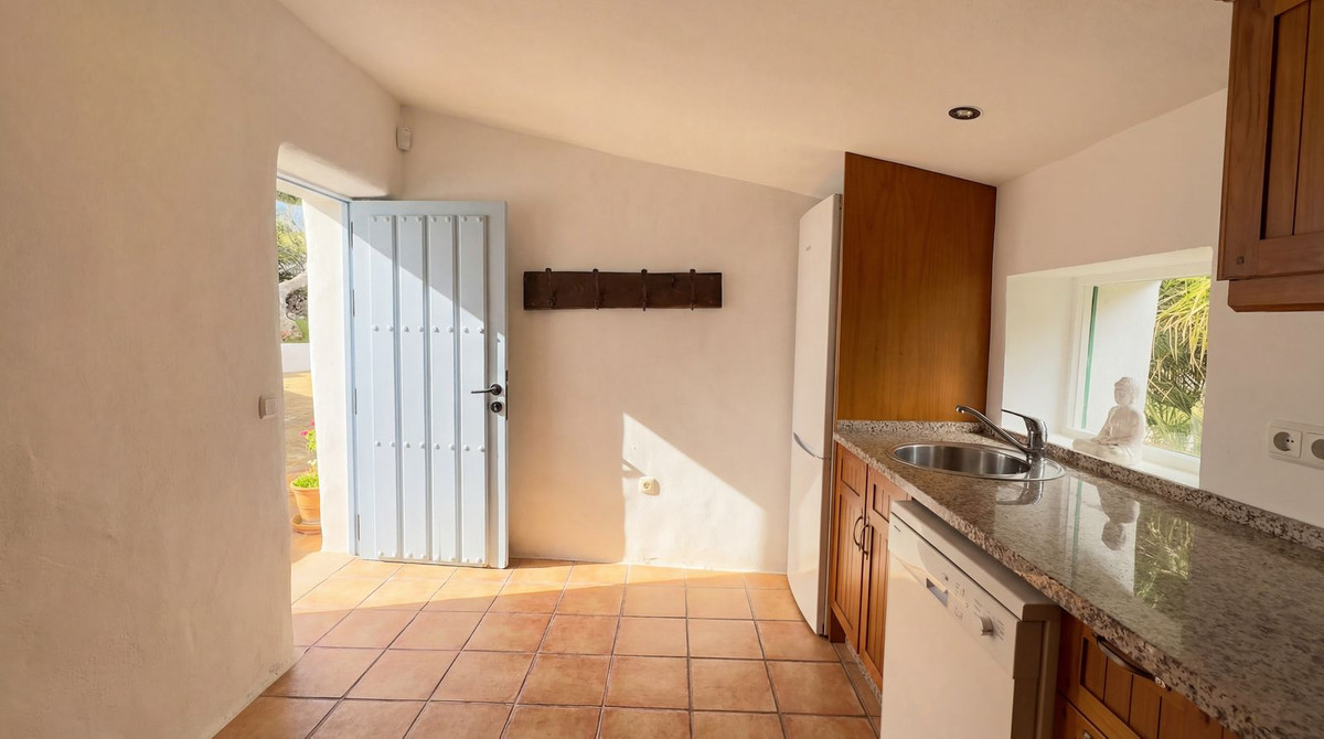 5 Bed Townhouse for sale in Alhaurín El Grande Costa Del Sol, Málaga, Spain
