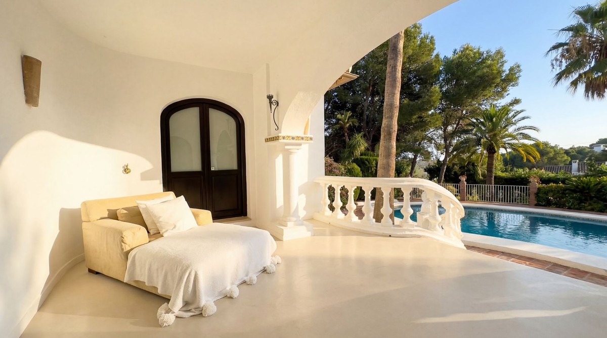 5 Bed Townhouse for sale in Alhaurín El Grande Costa Del Sol, Málaga, Spain