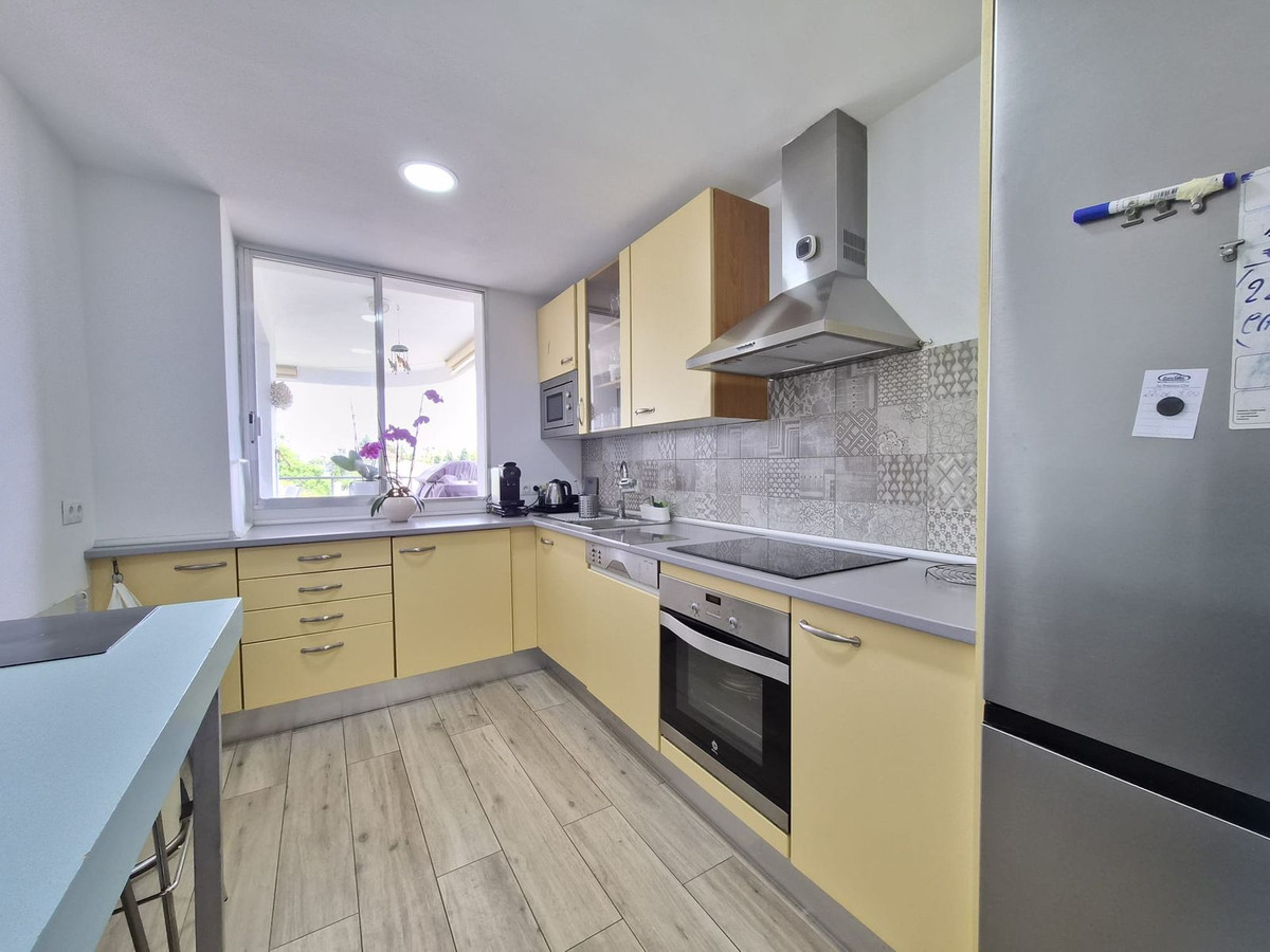 2 Bed Apartment for sale in Guadalmina Alta Costa Del Sol, Málaga, Spain