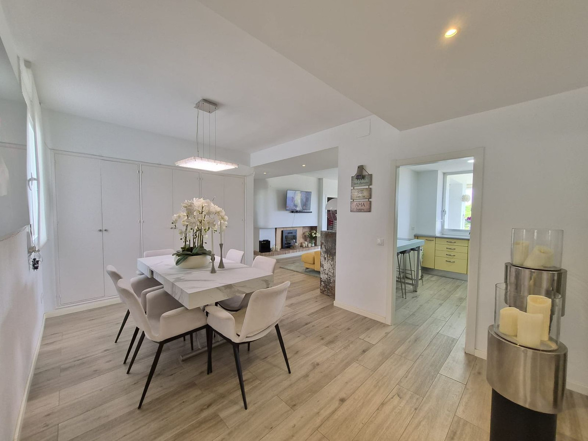 2 Bed Apartment for sale in Guadalmina Alta Costa Del Sol, Málaga, Spain