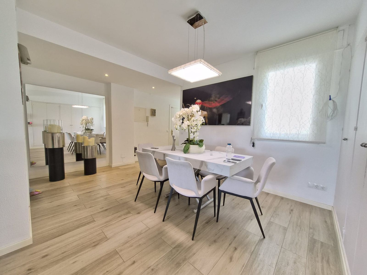 2 Bed Apartment for sale in Guadalmina Alta Costa Del Sol, Málaga, Spain