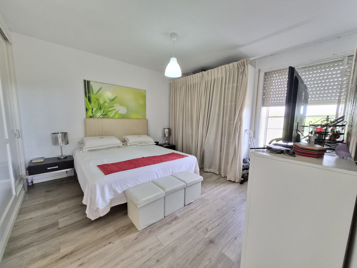 2 Bed Apartment for sale in Guadalmina Alta Costa Del Sol, Málaga, Spain