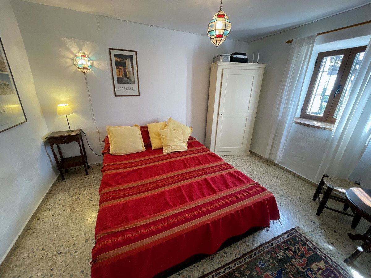 5 Bed Townhouse for sale in Villanueva De La Concepcion Costa Del Sol, Málaga, Spain