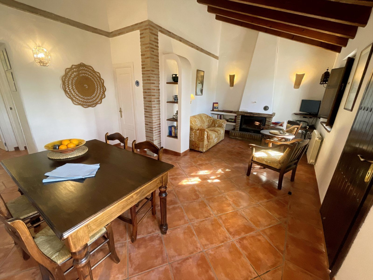 5 Bed Townhouse for sale in Villanueva De La Concepcion Costa Del Sol, Málaga, Spain