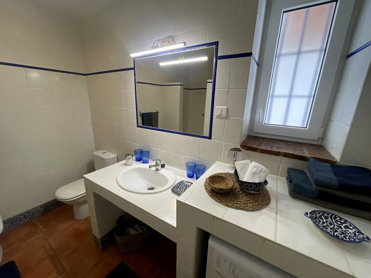5 Bed Townhouse for sale in Villanueva De La Concepcion Costa Del Sol, Málaga, Spain