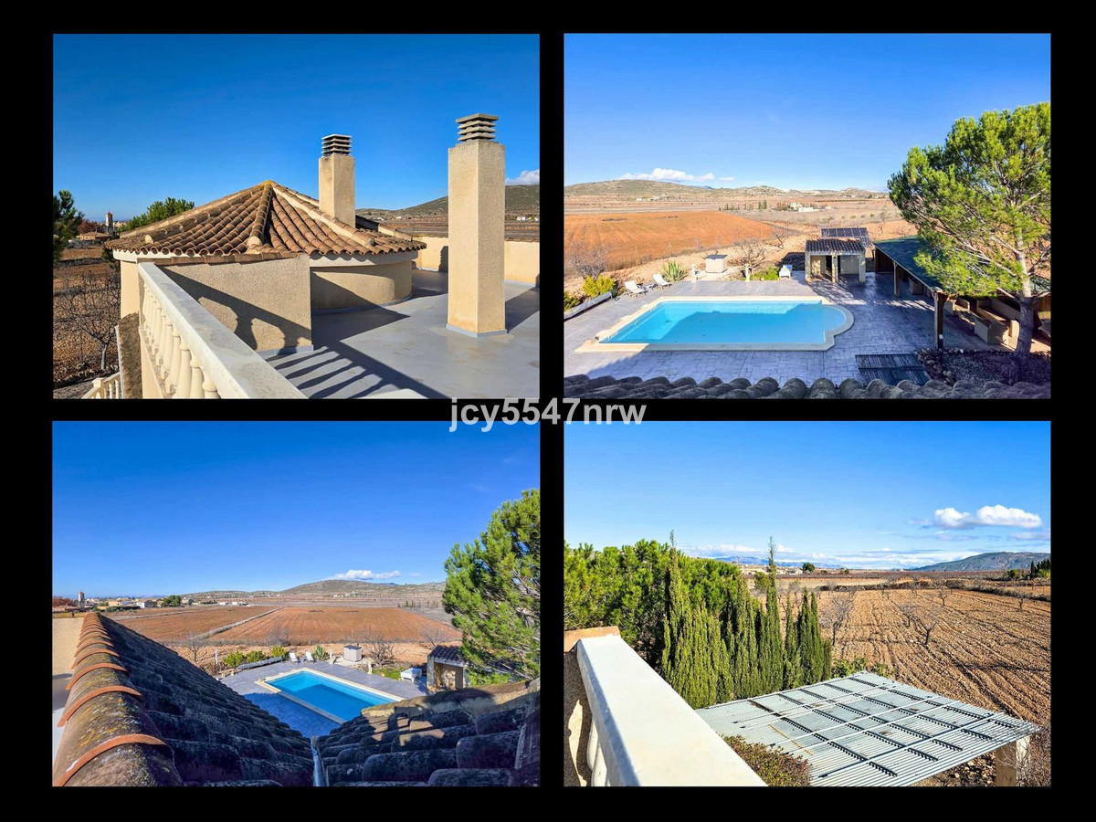 Se vende Villa - Chalet de 3 dormitorios en Costa Calida, Murcia, España