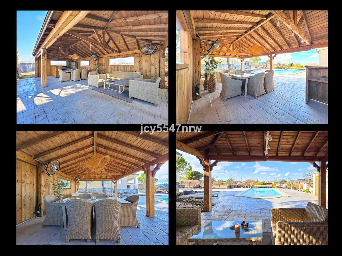 Se vende Villa - Chalet de 3 dormitorios en Costa Calida, Murcia, España