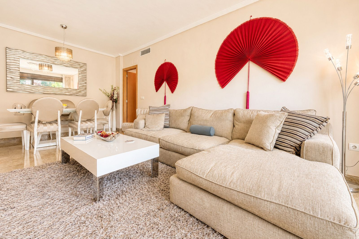 2 Bed Apartment for sale in Estepona Costa Del Sol, Málaga, Spain
