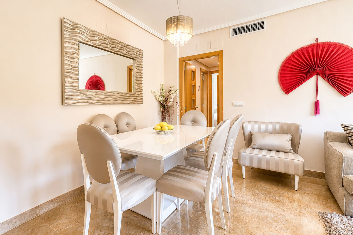 2 Bed Apartment for sale in Estepona Costa Del Sol, Málaga, Spain