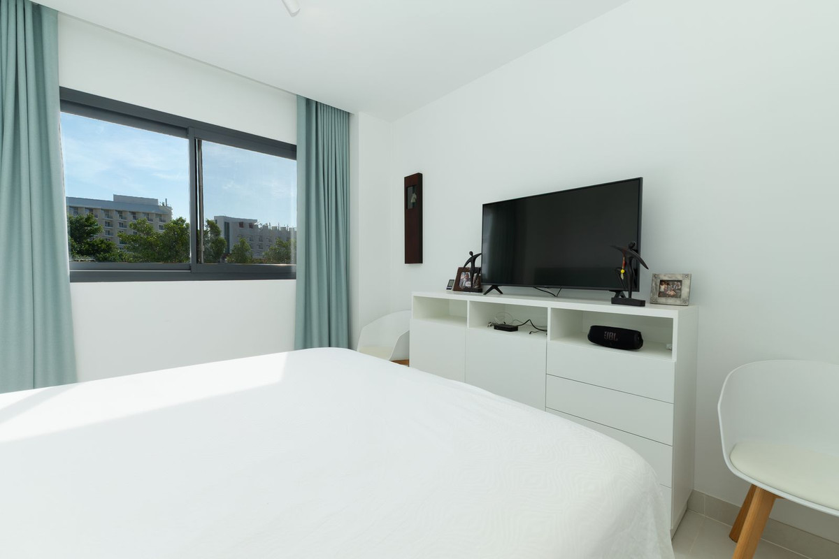 2 Bed Apartment for sale in Higueron Costa Del Sol, Málaga, Spain