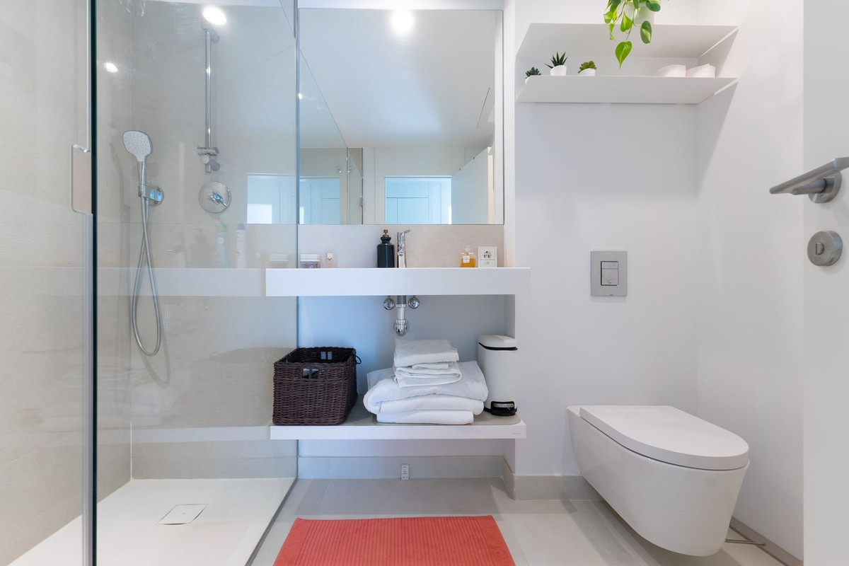 2 Bed Apartment for sale in Higueron Costa Del Sol, Málaga, Spain