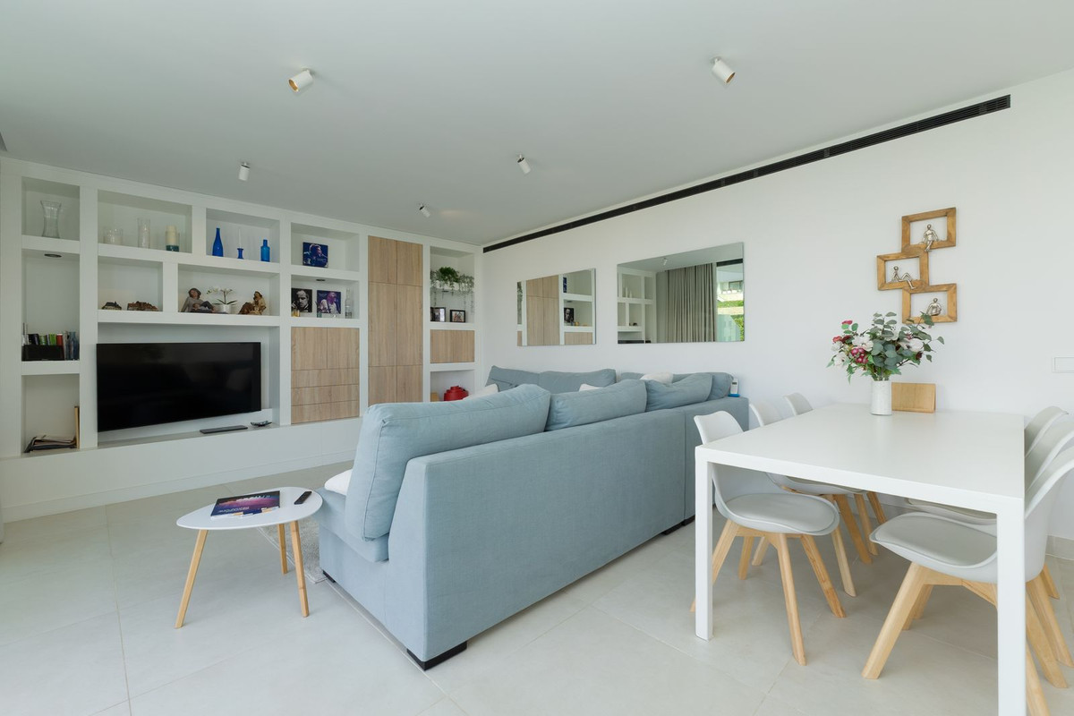 2 Bed Apartment for sale in Higueron Costa Del Sol, Málaga, Spain