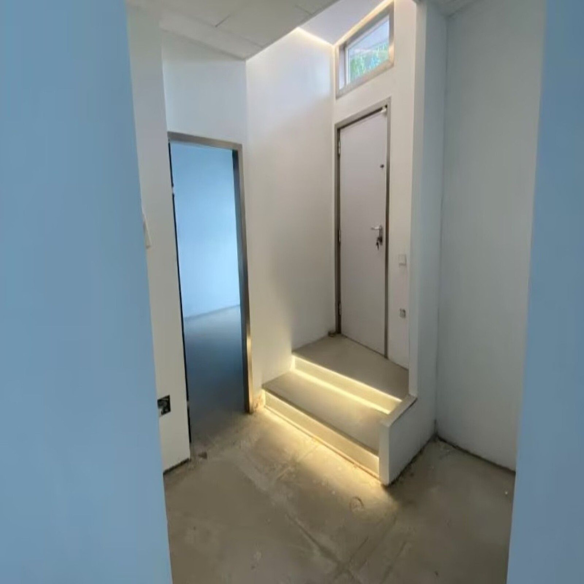 Commercial unit for sale in Marbella Costa Del Sol, Málaga, Spain