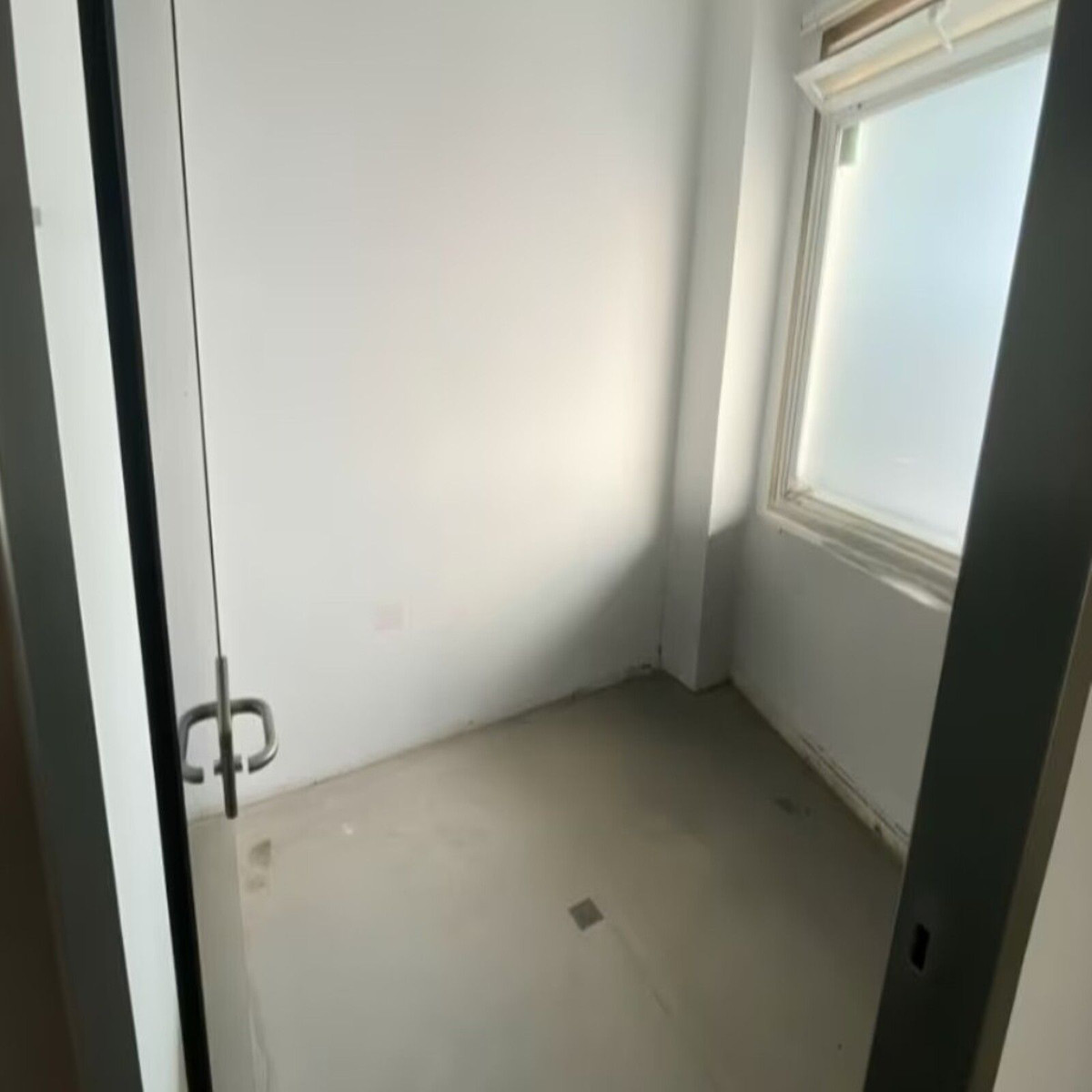 Commercial unit for sale in Marbella Costa Del Sol, Málaga, Spain