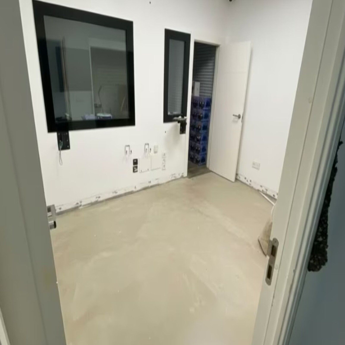 Commercial unit for sale in Marbella Costa Del Sol, Málaga, Spain