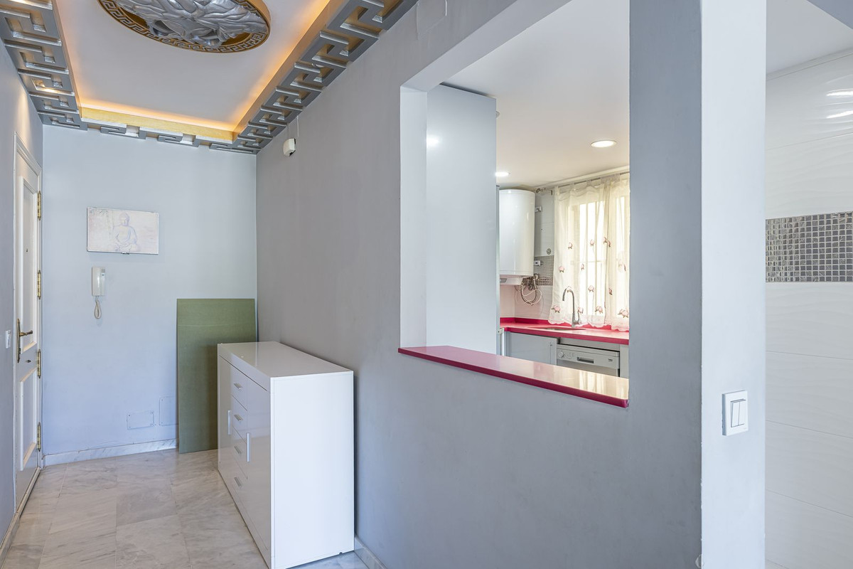 Se vende Apartamento Planta Media de 3 dormitorios en Costa Del Sol, Málaga, España