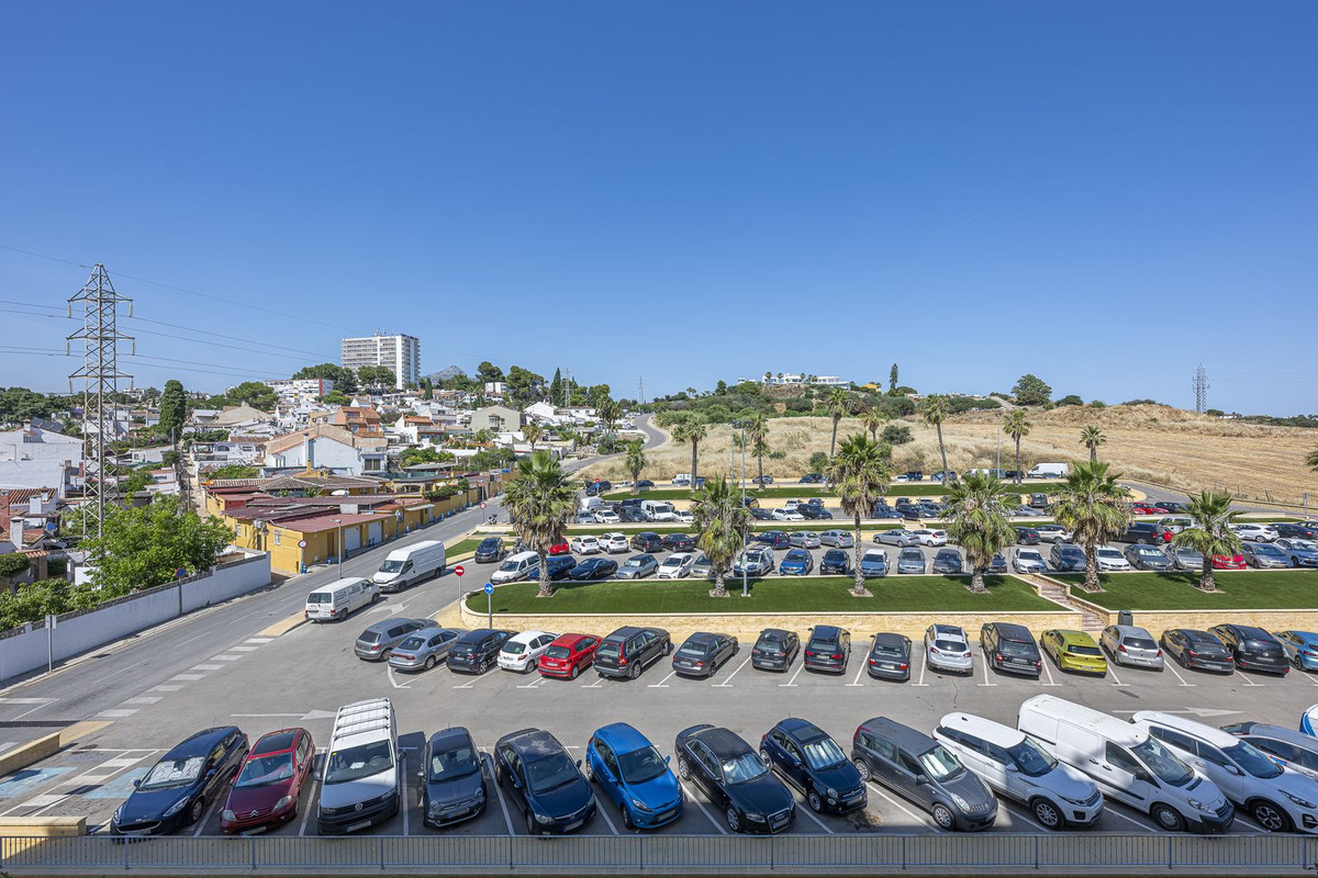 Se vende Apartamento Planta Media de 3 dormitorios en Costa Del Sol, Málaga, España