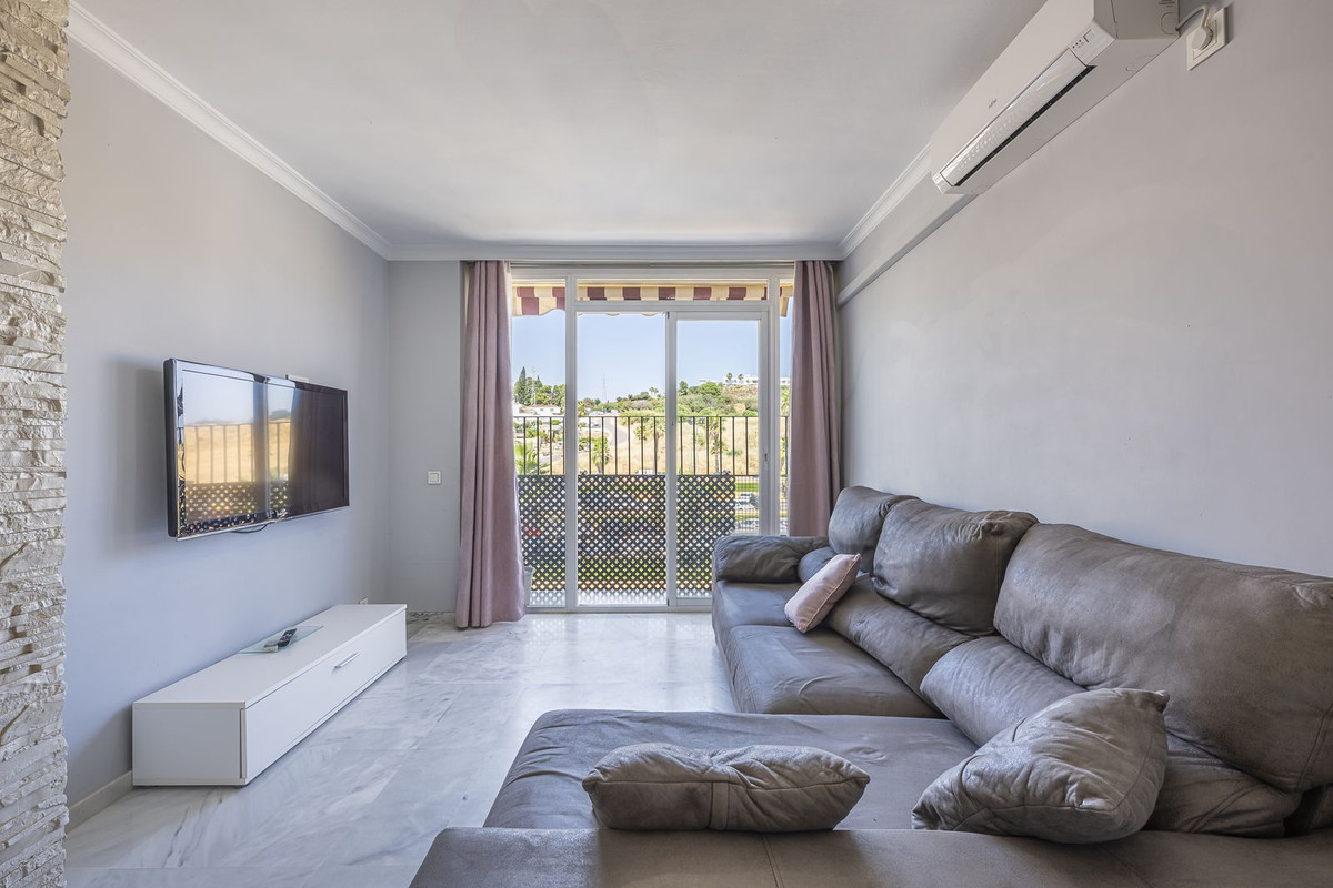 Se vende Apartamento Planta Media de 3 dormitorios en Costa Del Sol, Málaga, España