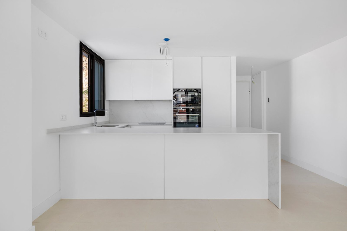 Se vende Apartamento Planta Baja de 3 dormitorios en Costa Del Sol, Málaga, España