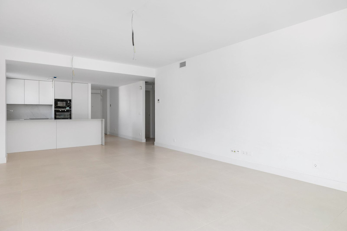Se vende Apartamento Planta Baja de 3 dormitorios en Costa Del Sol, Málaga, España
