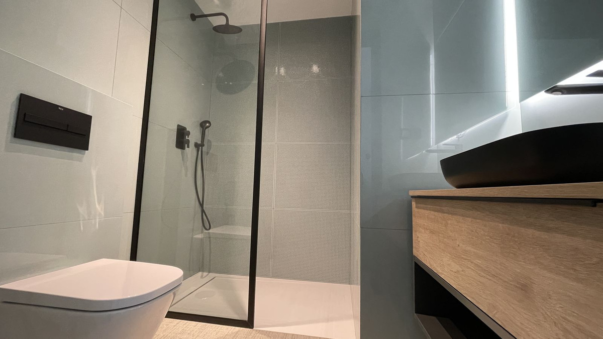 6 Bed Townhouse for sale in Casarabonela Costa Del Sol, Málaga, Spain