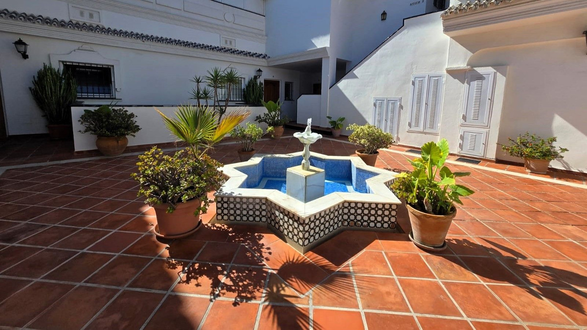 Se vende Apartamento Planta Media de 2 dormitorios en Costa Del Sol, Málaga, España