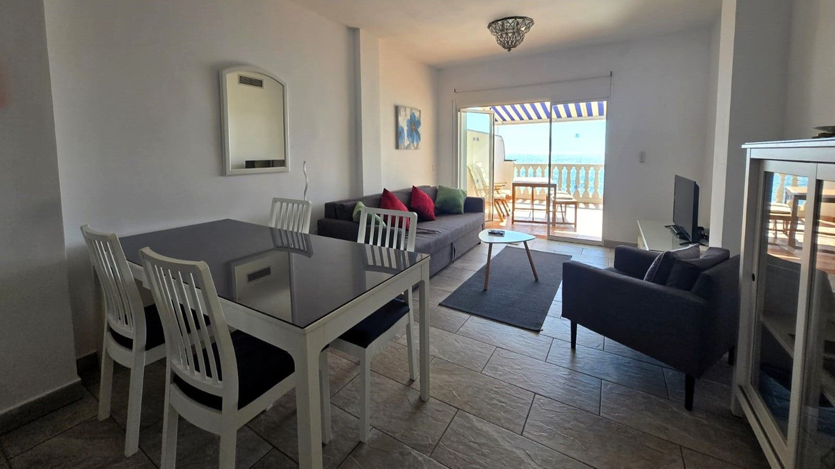 Se vende Apartamento Planta Media de 2 dormitorios en Costa Del Sol, Málaga, España