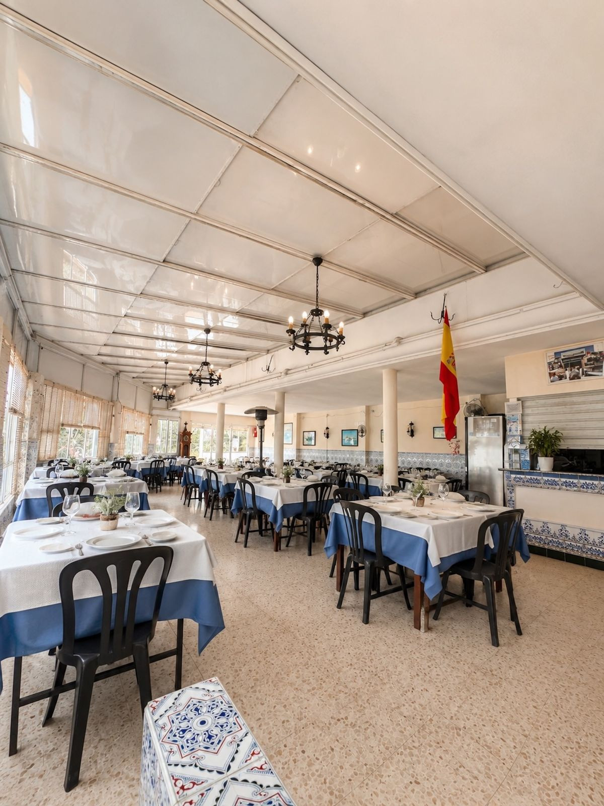 Se vende Edificio comercial de 2 dormitorios en Costa Del Sol, Málaga, España