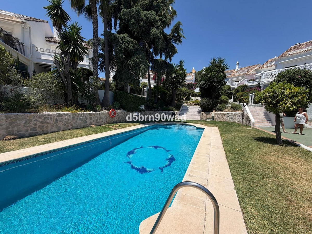 3 Bed Townhouse for sale in Marbella Costa Del Sol, Málaga, Spain