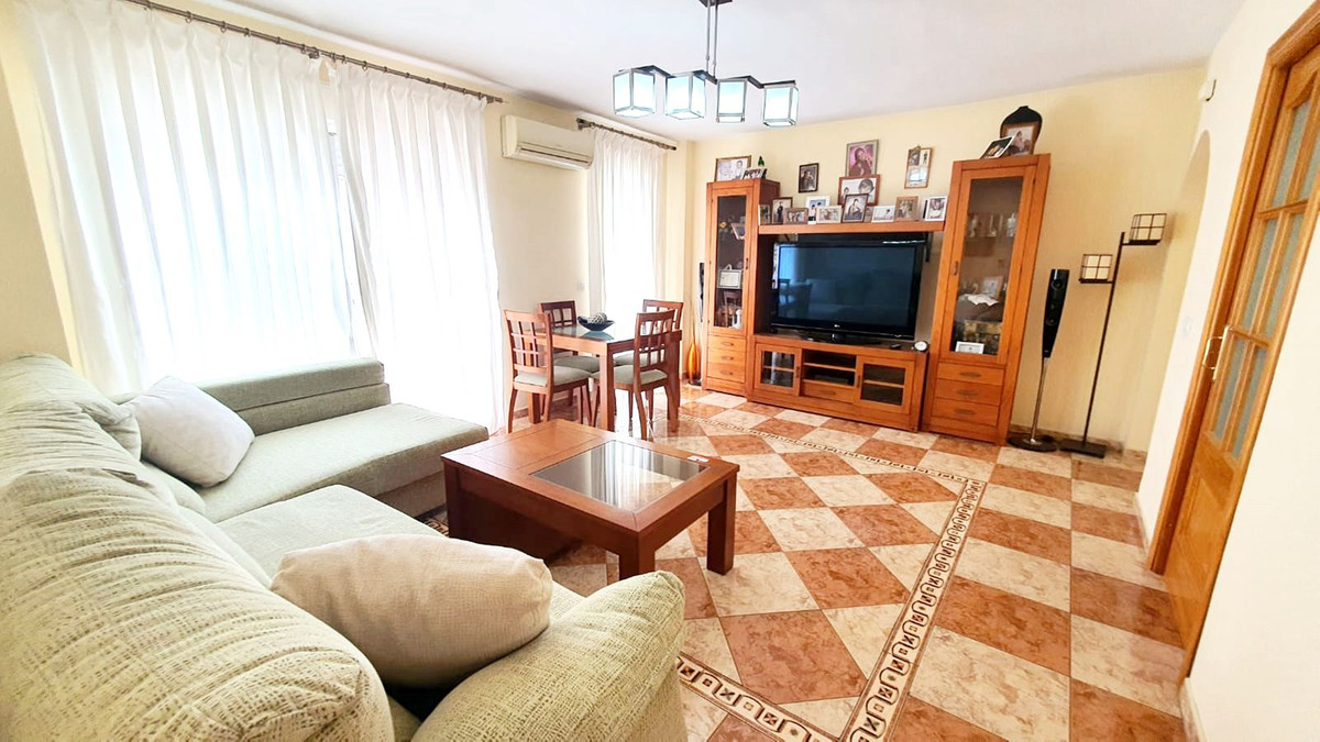 3 Bed Apartment for sale in Alhaurín El Grande Costa Del Sol, Málaga, Spain