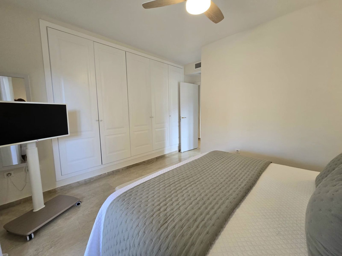 3 Bed Apartment for sale in Calahonda Costa Del Sol, Málaga, Spain
