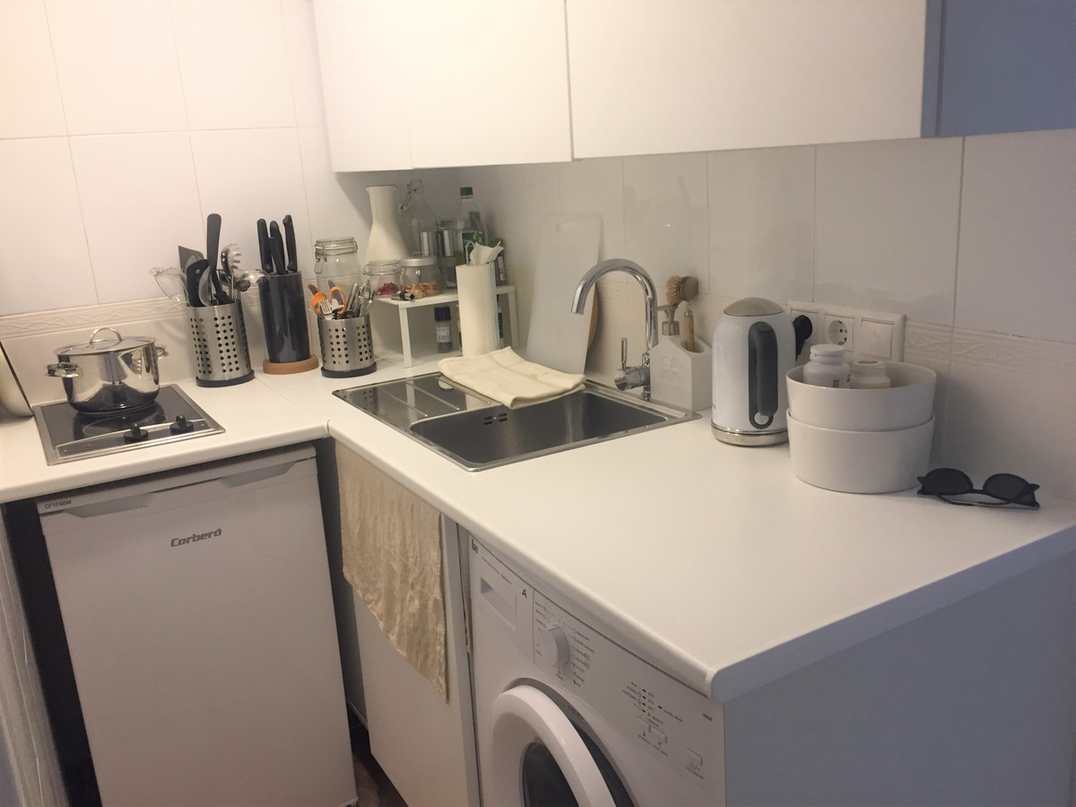 1 Bed Apartment for sale in Fuengirola Costa Del Sol, Málaga, Spain