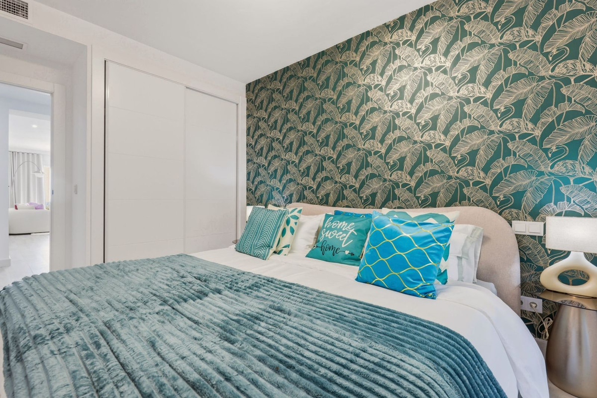 3 Bed Apartment for sale in La Quinta Costa Del Sol, Málaga, Spain