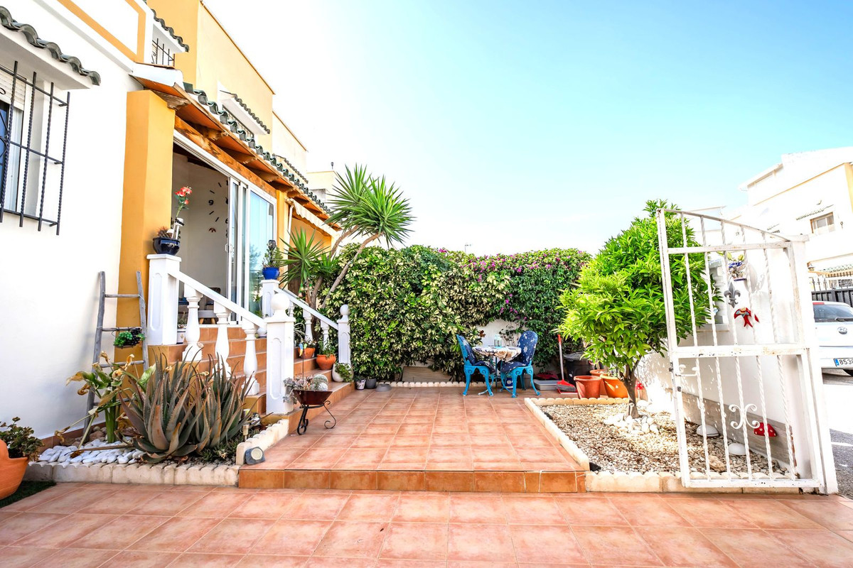 3 Bed Townhouse for sale in Orihuela Costa Costa Blanca, Alicante, Spain
