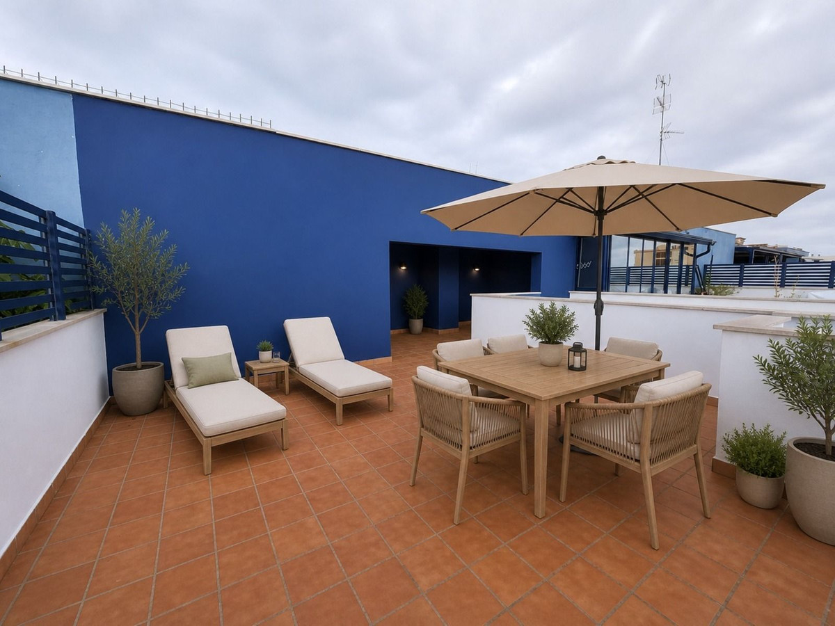 2 Bed Apartment for sale in Estepona Costa Del Sol, Málaga, Spain
